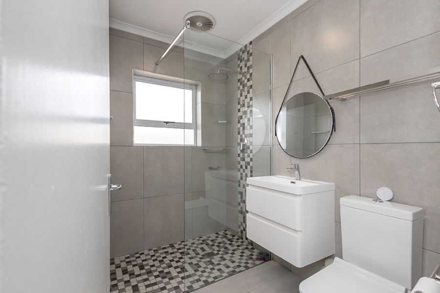 3 Bedroom Property for Sale in Sunningdale Western Cape